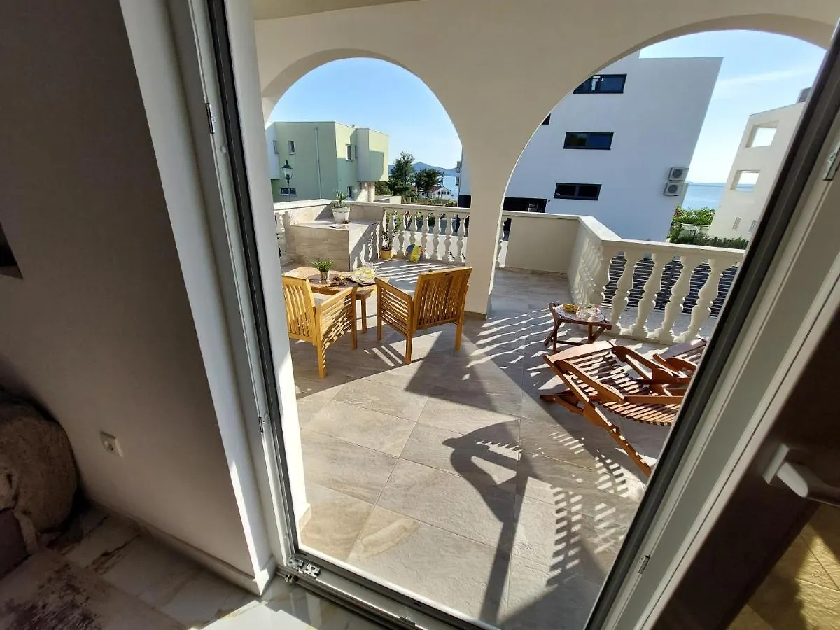 זאדאר Apartment Green Oasis
