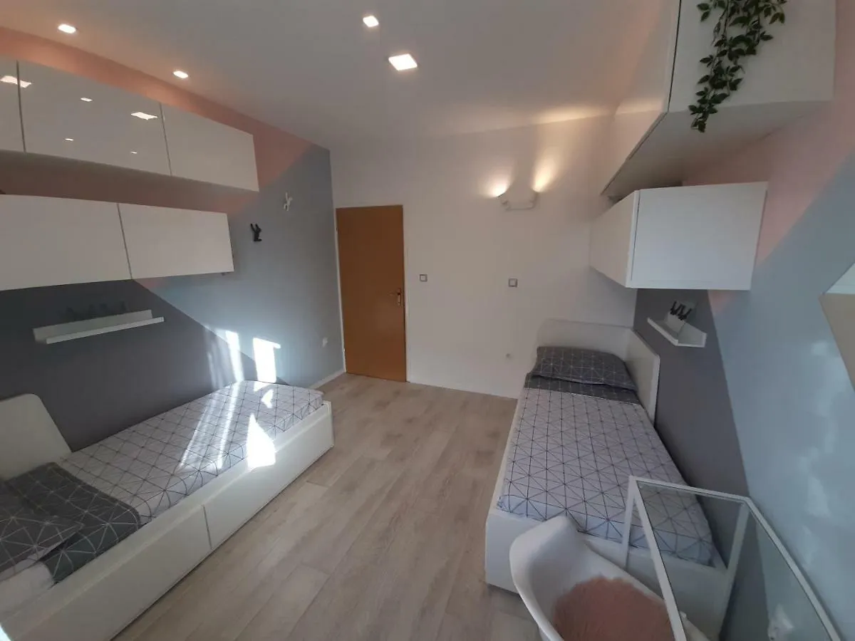 Apartment Green Oasis زادار 0*,  كرواتيا